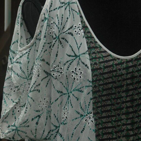 Anthropologie Language M Green & White Tie Dye Eyelet Blouse EUC - Picture 3 of 5